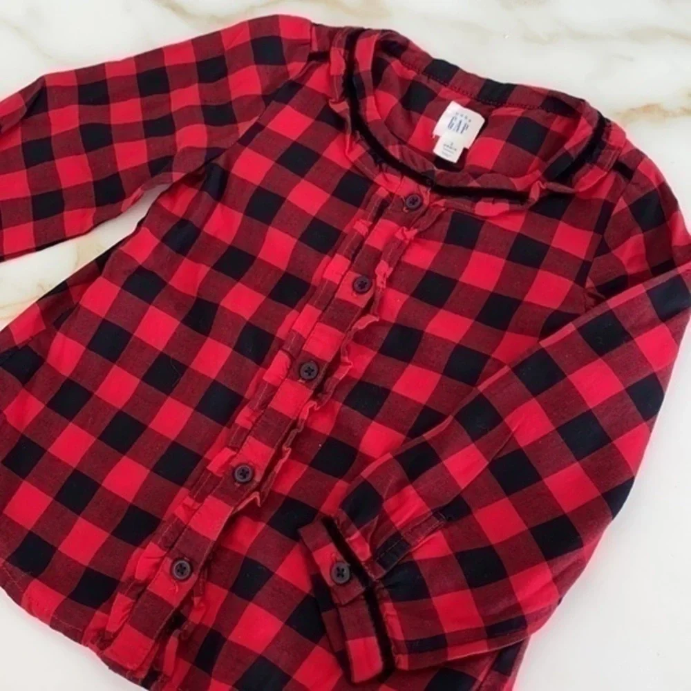 Gap Holiday shirt 3T
